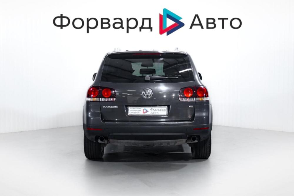 Volkswagen Touareg I Рестайлинг Тюмень  - изображение 7