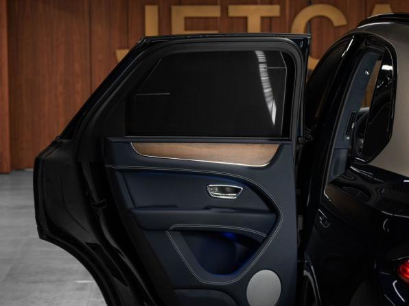 Bentley Bentayga I Рестайлинг с пробегом 2023 года, цена 26 950 000 рублей, 24112 км, внедорожник, Автокод Объявления