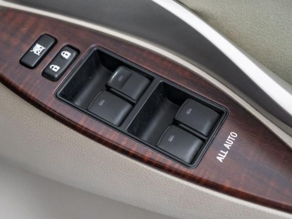 Toyota Allion II Рестайлинг с пробегом 2011 года, цена 1 390 000 рублей, 74430 км, седан, Автокод Объявления