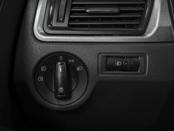 Skoda Rapid I с пробегом 2017 года, цена 1 189 000 рублей, 87650 км, лифтбек, Автокод Объявления