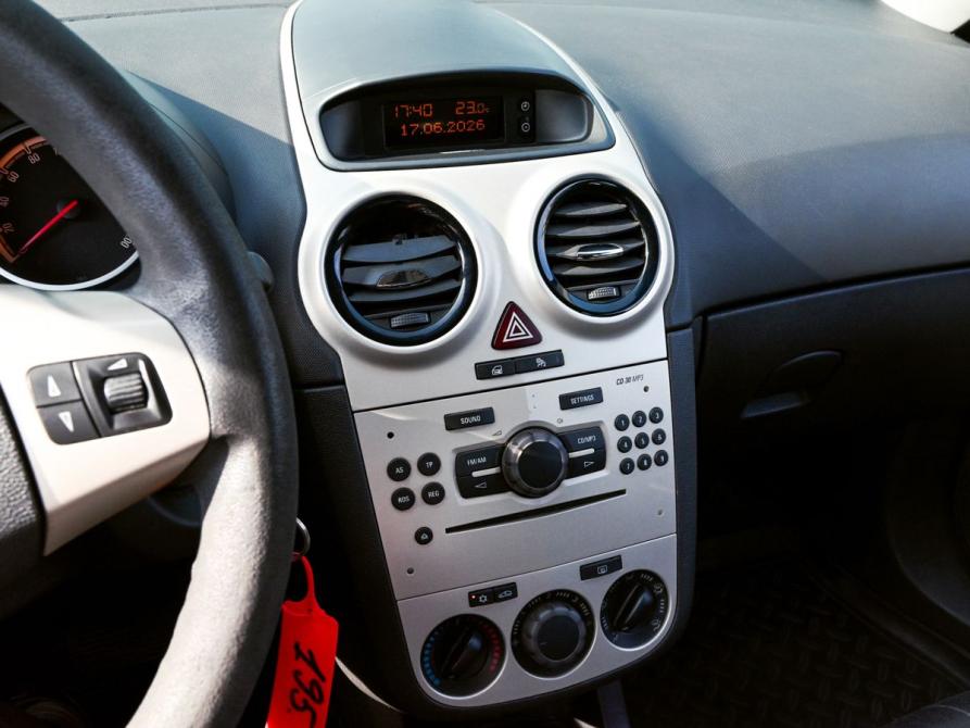 Opel Corsa D Екатеринбург  - изображение 10