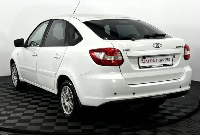 Lada (ВАЗ) Granta I с пробегом 2015 года, цена 365 000 рублей, 84907 км, лифтбек, Автокод Объявления