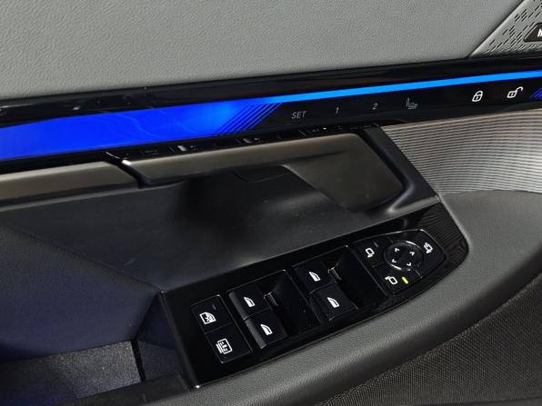 BMW 5 серии VIII (G60/G61/G68) с пробегом 2025 года, цена 8 699 000 рублей, 311 км, седан, Автокод Объявления