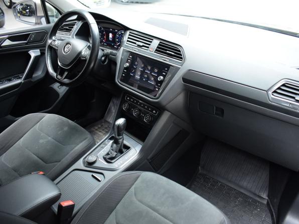 Volkswagen Tiguan II с пробегом 2018 года, цена 2 405 000 рублей, 73063 км, внедорожник, Автокод Объявления