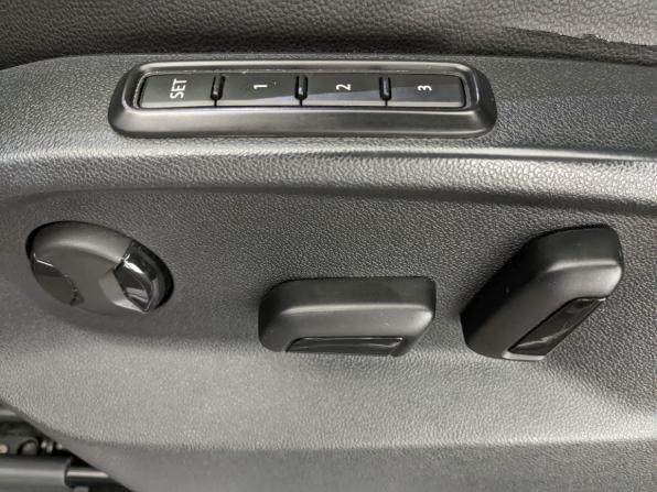 Volkswagen Tiguan II с пробегом 2018 года, цена 2 955 000 рублей, 89168 км, внедорожник, Автокод Объявления