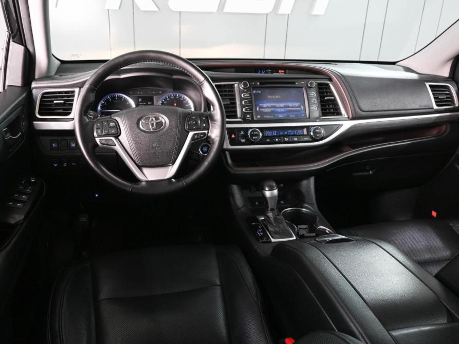 Toyota Highlander III (XU50) Рестайлинг Ростов-на-Дону  - изображение 6