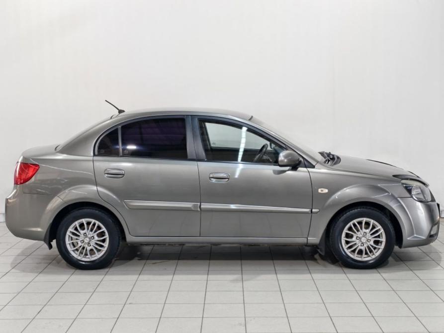 Kia Rio II Рестайлинг Курск  - изображение 4