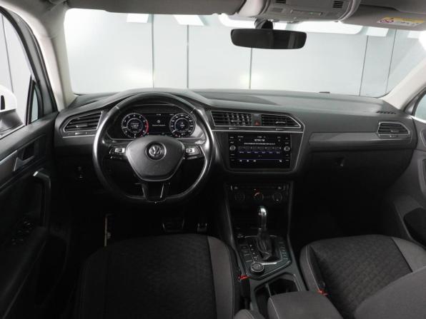 Volkswagen Tiguan II с пробегом 2018 года, цена 2 695 000 рублей, 150248 км, внедорожник, Автокод Объявления