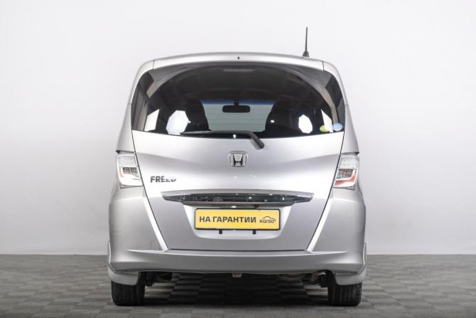 Honda Freed I Рестайлинг с пробегом 2012 года, цена 1 099 000 рублей, 194500 км, компактвэн, Автокод Объявления