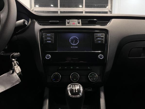 Skoda Octavia III (A7) Рестайлинг с пробегом 2019 года, цена 1 800 000 рублей, 114117 км, лифтбек, Автокод Объявления