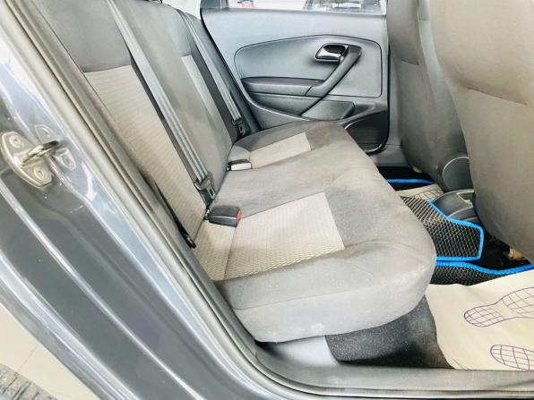 Volkswagen Polo V с пробегом 2010 года, цена 700 000 рублей, 210000 км, седан, Автокод Объявления