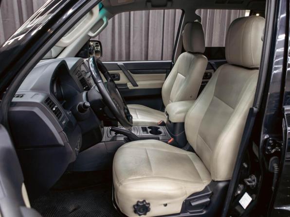 Mitsubishi Pajero IV Рестайлинг 1 с пробегом 2014 года, цена 1 765 000 рублей, 135000 км, внедорожник, Автокод Объявления