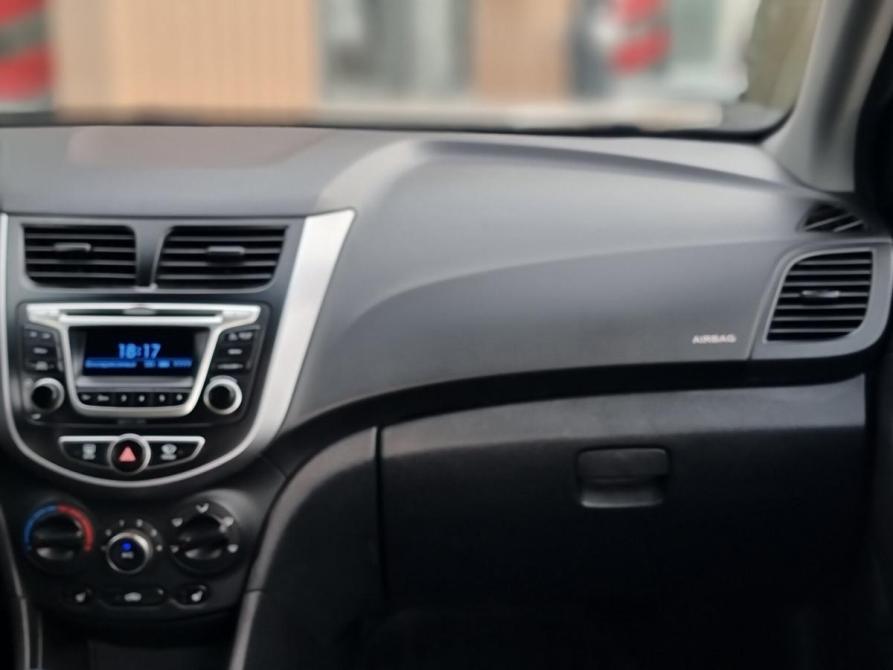 Hyundai Solaris I Рестайлинг Архангельск  - изображение 11
