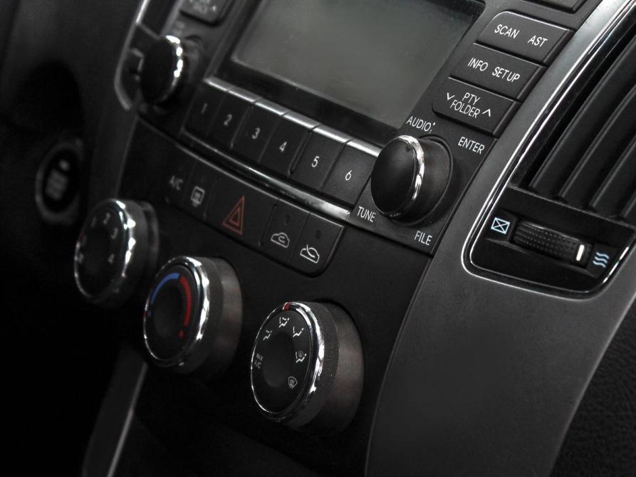 Hyundai Sonata V (NF) Рестайлинг Ростов-на-Дону  - изображение 13