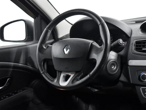 Renault Fluence I с пробегом 2011 года, цена 520 000 рублей, 246766 км, седан, Автокод Объявления