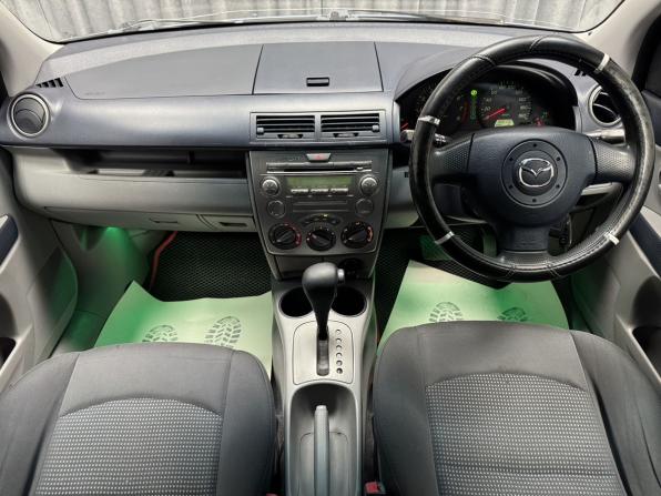 Mazda Demio II (DY) с пробегом 2004 года, цена 430 000 рублей, 300170 км, хэтчбек, Автокод Объявления