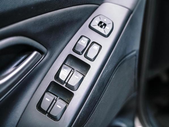 Hyundai ix35 I Рестайлинг с пробегом 2014 года, цена 1 220 000 рублей, 107294 км, внедорожник, Автокод Объявления