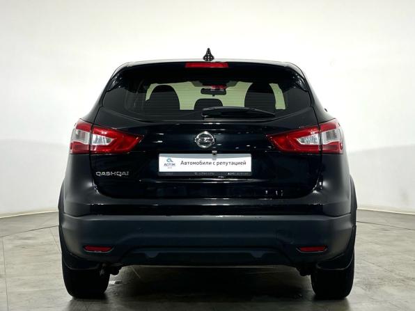 Nissan Qashqai II с пробегом 2017 года, цена 1 745 000 рублей, 134244 км, внедорожник, Автокод Объявления