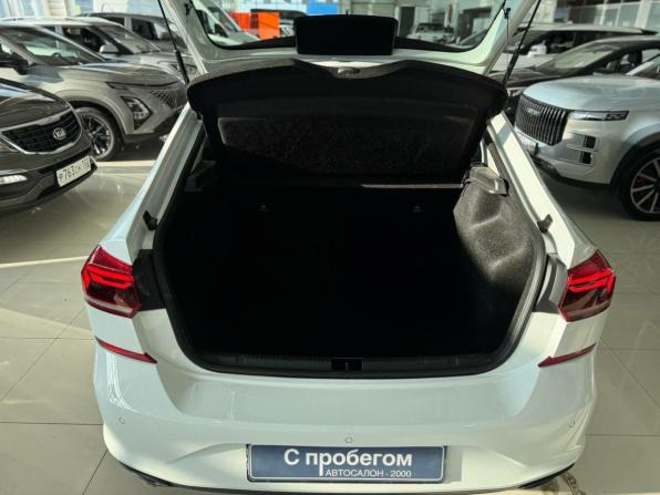 Volkswagen Polo VI с пробегом 2021 года, цена 1 550 000 рублей, 49584 км, лифтбек, Автокод Объявления