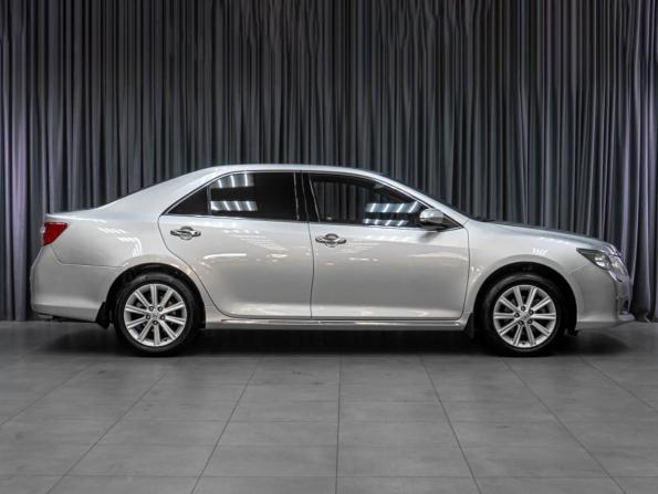 Toyota Camry VII (XV50) с пробегом 2013 года, цена 1 929 000 рублей, 176244 км, седан, Автокод Объявления