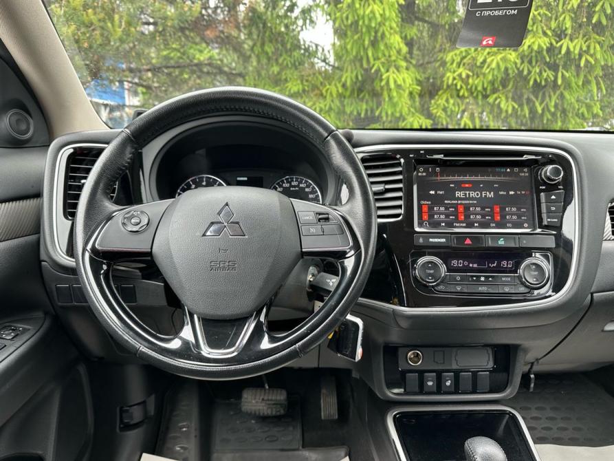 Mitsubishi Outlander III Рестайлинг 2 Санкт-Петербург  - изображение 16
