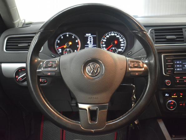 Volkswagen Jetta VI с пробегом 2013 года, цена 849 000 рублей, 146568 км, седан, Автокод Объявления