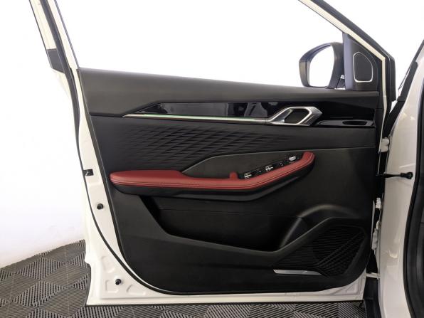 Geely Coolray I Рестайлинг с пробегом 2023 года, цена 2 099 000 рублей, 49909 км, внедорожник, Автокод Объявления