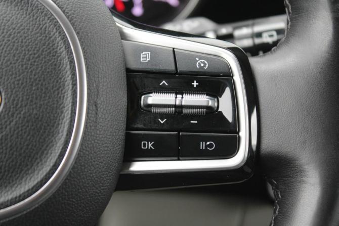 Kia Carnival IV с пробегом 2021 года, цена 3 550 000 рублей, 127000 км, минивэн, Автокод Объявления