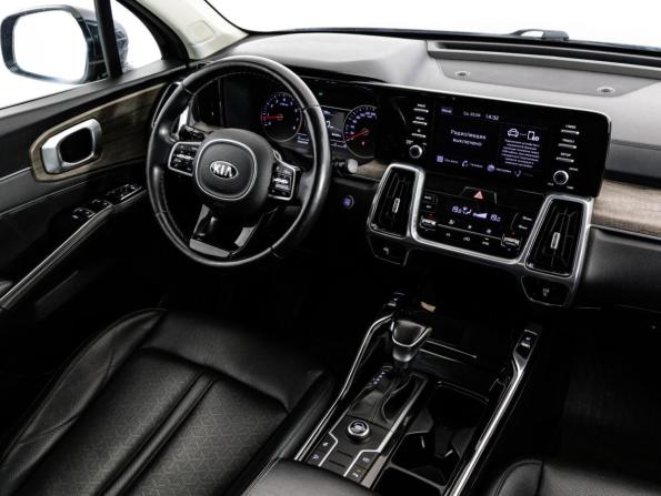 Kia Sorento IV с пробегом 2021 года, цена 3 499 000 рублей, 80495 км, внедорожник, Автокод Объявления