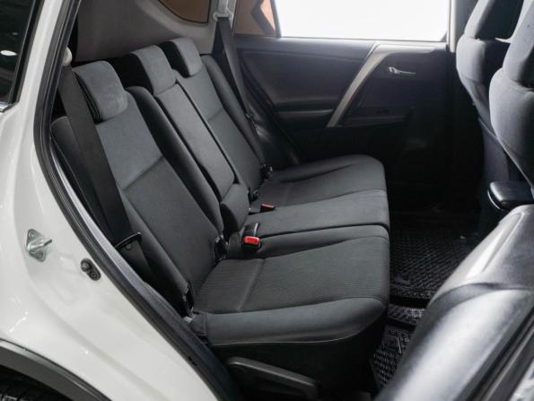 Toyota RAV4 IV (XA40) Рестайлинг с пробегом 2015 года, цена 2 250 000 рублей, 91078 км, внедорожник, Автокод Объявления