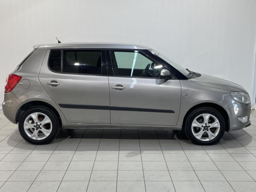 Skoda Fabia II Рестайлинг Курск  - изображение 4