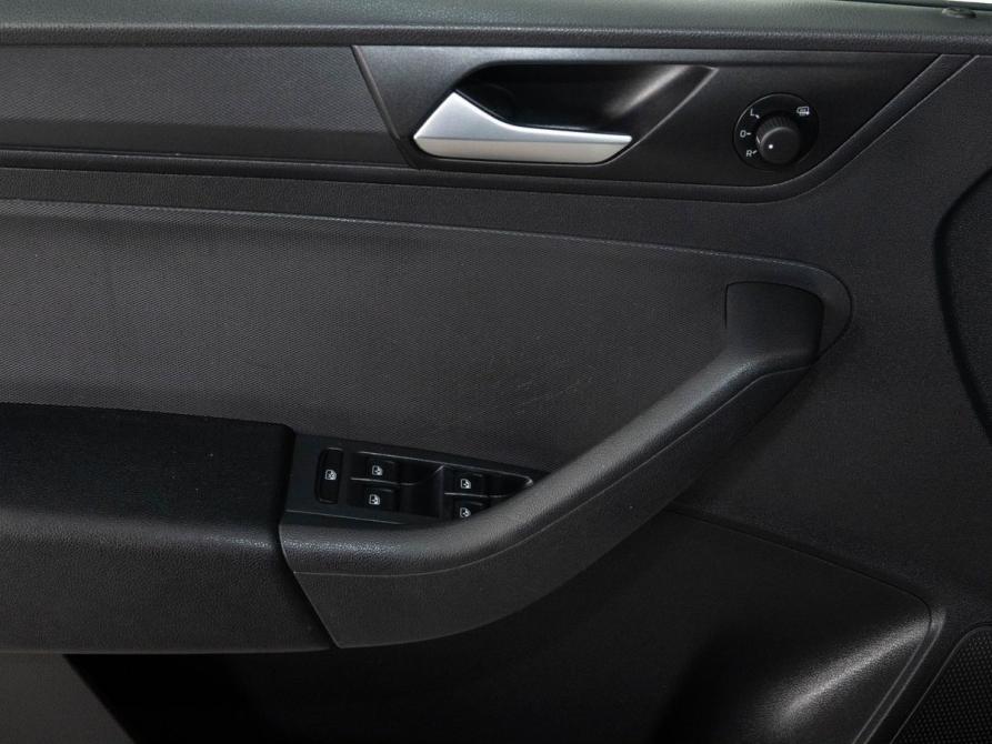 Volkswagen Polo VI Казань  - изображение 17