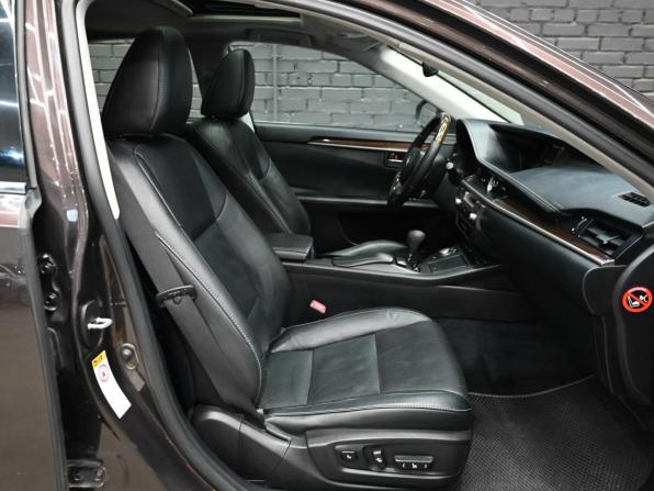 Lexus ES VI с пробегом 2013 года, цена 2 250 000 рублей, 265029 км, седан, Автокод Объявления