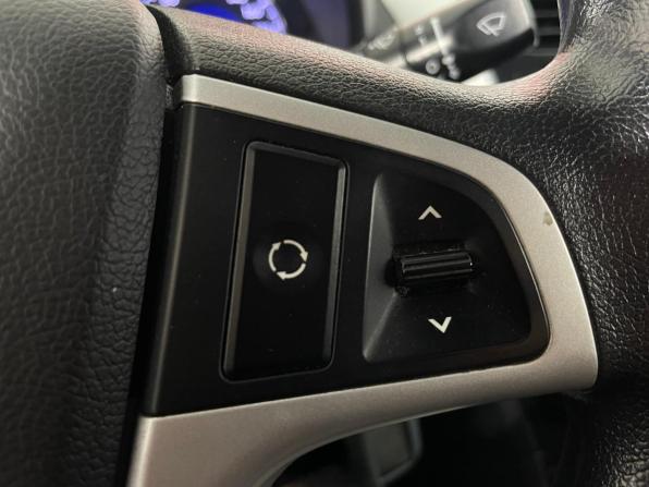 Hyundai Solaris I с пробегом 2012 года, цена 775 000 рублей, 224201 км, седан, Автокод Объявления