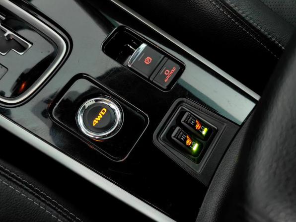 Mitsubishi Outlander III Рестайлинг 2 с пробегом 2018 года, цена 2 075 000 рублей, 131515 км, внедорожник, Автокод Объявления
