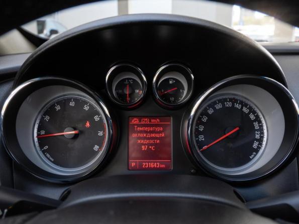Opel Astra J Рестайлинг с пробегом 2014 года, цена 799 000 рублей, 231643 км, хэтчбек, Автокод Объявления