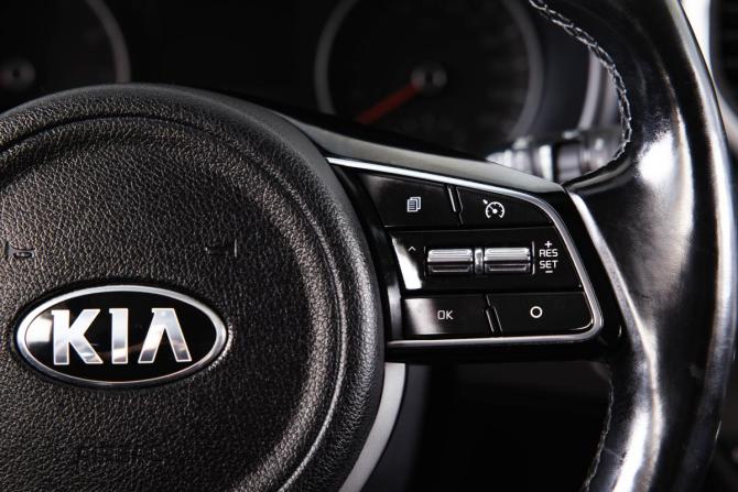 Kia Sportage IV Рестайлинг с пробегом 2019 года, цена 2 199 000 рублей, 172595 км, внедорожник, Автокод Объявления