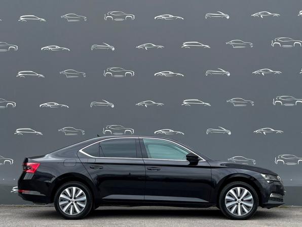 Skoda Superb III Рестайлинг с пробегом 2020 года, цена 1 937 700 рублей, 265226 км, лифтбек, Автокод Объявления