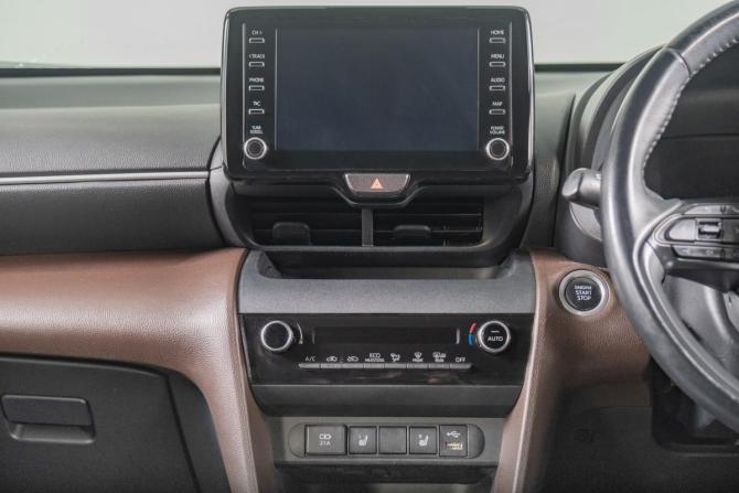 Toyota Yaris Cross I с пробегом 2021 года, цена 1 849 000 рублей, 128000 км, внедорожник, Автокод Объявления