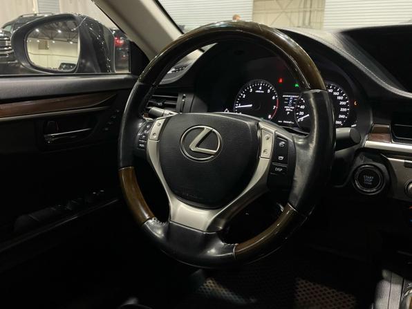 Lexus ES VI с пробегом 2014 года, цена 1 778 000 рублей, 266639 км, седан, Автокод Объявления