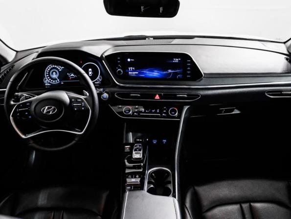 Hyundai Sonata VIII (DN8) с пробегом 2022 года, цена 2 574 000 рублей, 106479 км, седан, Автокод Объявления