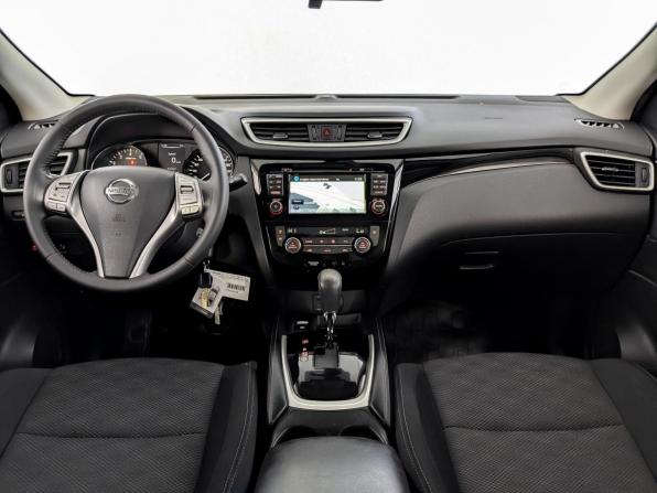 Nissan Qashqai II с пробегом 2018 года, цена 1 740 000 рублей, 74226 км, внедорожник, Автокод Объявления
