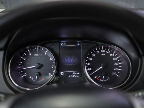 Nissan Qashqai II с пробегом 2015 года, цена 1 409 000 рублей, 215242 км, внедорожник, Автокод Объявления