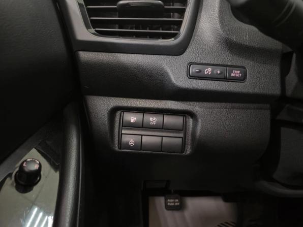 Nissan Leaf II (ZE1) с пробегом 2019 года, цена 1 980 000 рублей, 53097 км, хэтчбек, Автокод Объявления