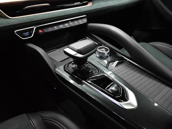 Geely Monjaro I с пробегом 2023 года, цена 3 680 000 рублей, 46904 км, внедорожник, Автокод Объявления