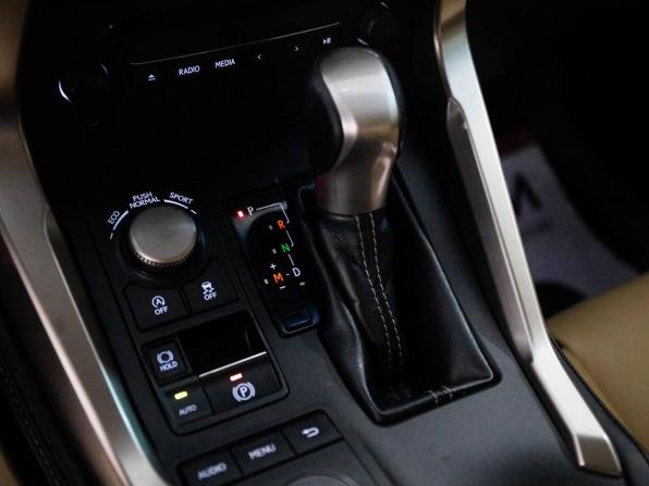 Lexus NX I с пробегом 2015 года, цена 2 830 000 рублей, 159908 км, внедорожник, Автокод Объявления