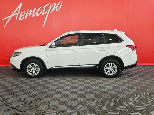 Mitsubishi Outlander III Рестайлинг 2 с пробегом 2017 года, цена 1 870 000 рублей, 142000 км, внедорожник, Автокод Объявления