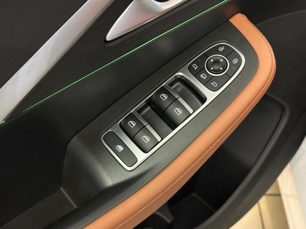 Omoda C5 I с пробегом 2023 года, цена 1 690 000 рублей, 49386 км, внедорожник, Автокод Объявления