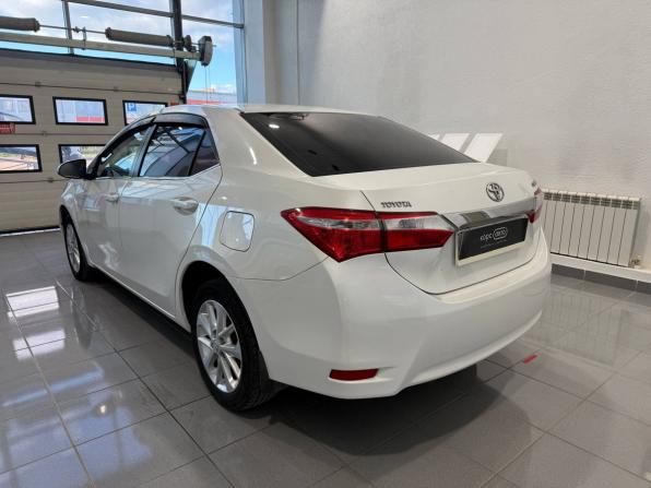 Toyota Corolla XI (E160 E170 E180) с пробегом 2013 года, цена 890 000 рублей, 224166 км, седан, Автокод Объявления