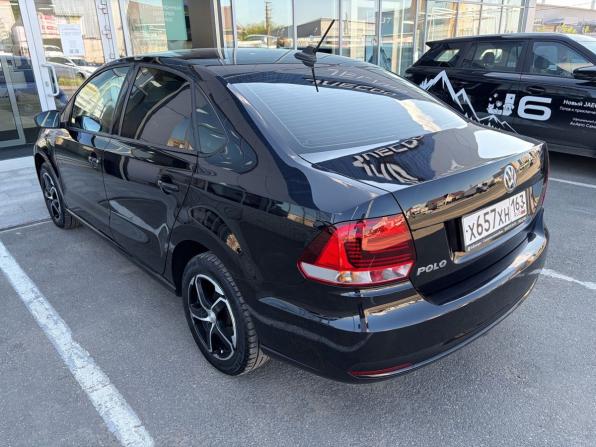 Volkswagen Polo V Рестайлинг с пробегом 2018 года, цена 1 240 000 рублей, 65370 км, седан, Автокод Объявления